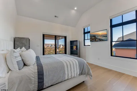 $8,999,000 | 1 South Sumner Avenue, Margate City, NJ 08402