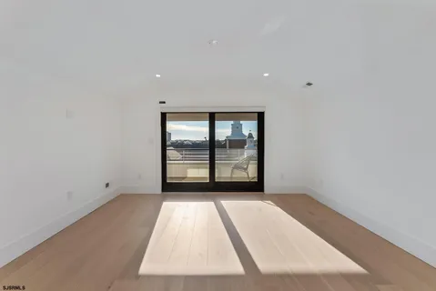 $8,999,000 | 1 South Sumner Avenue, Margate City, NJ 08402