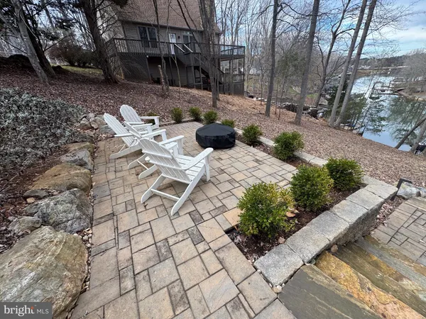 $749,000 | 290 Dodee Lane, Union Hall, VA 24176