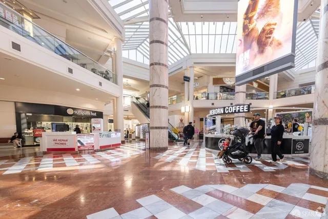 $1,890,000 | 74 Everglade Drive, San Francisco, CA 94132