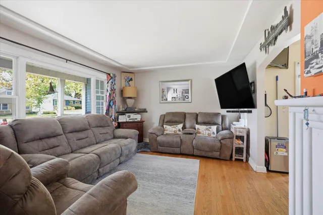 $325,000 | 328 North 115th Street, Wauwatosa, WI 53226