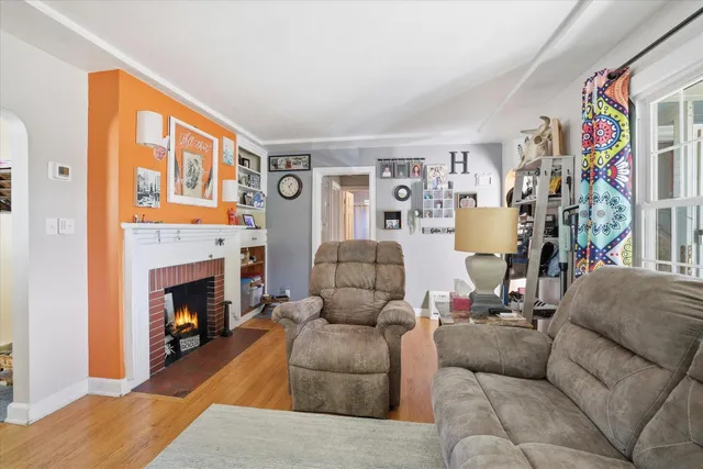 $325,000 | 328 North 115th Street, Wauwatosa, WI 53226