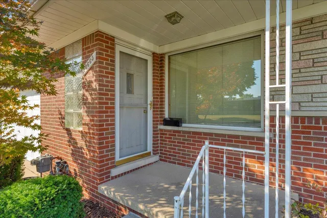 $285,000 | 28665 Campbell Drive, Warren, MI 48093