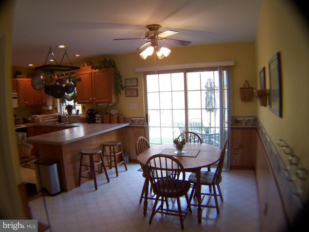 403 Crosswinds Drive Lititz, PA 17543 - Photo 3 of 29