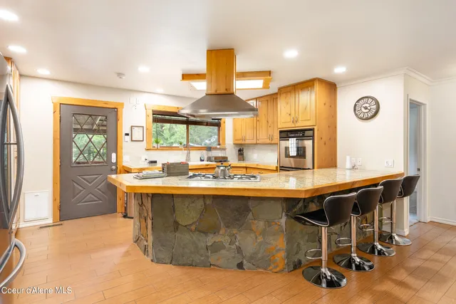 $630,000 | 487404 Highway 95 Sandpoint Id 83864, Sandpoint, ID 83864