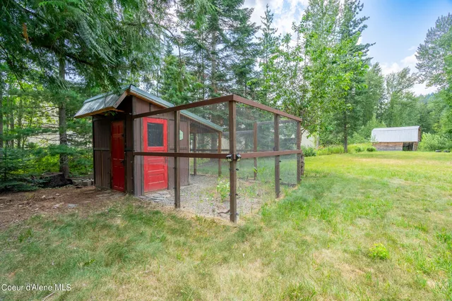 $630,000 | 487404 Highway 95 Sandpoint Id 83864, Sandpoint, ID 83864
