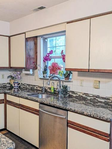 1535 Willow Pond Drive Yardley, PA 19067 - Photo 12 of 31