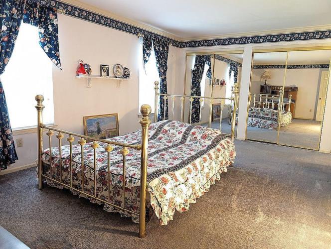 1535 Willow Pond Drive Yardley, PA 19067 - Photo 5 of 31