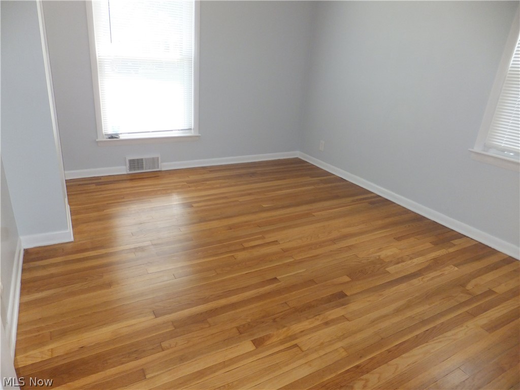 12209 Grannis Road Garfield Heights, OH 44125 - Photo 14 of 32