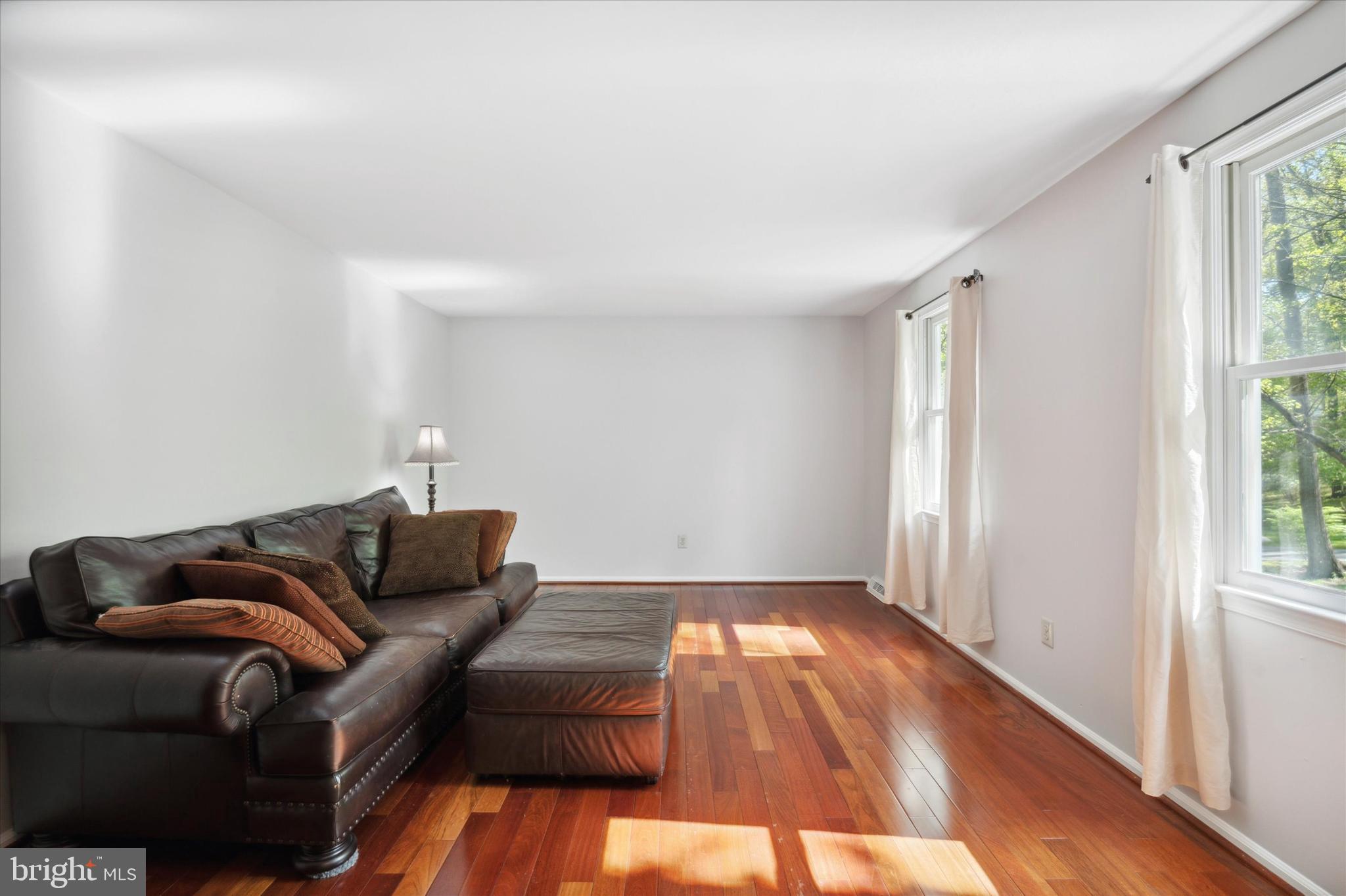 865 Taylor Road Downingtown, PA 19335 - Photo 8 of 20 1st floor bonus room