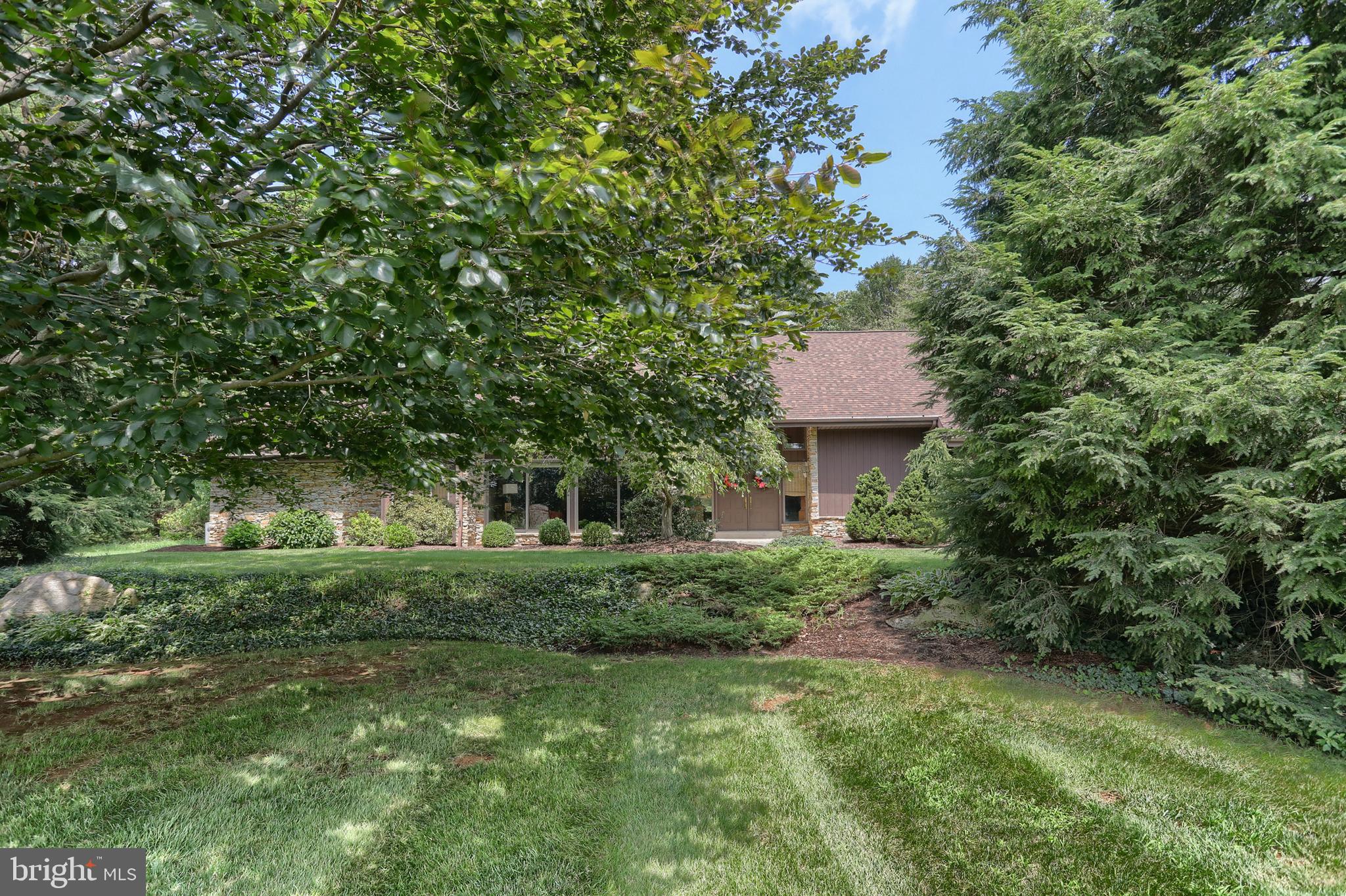 1801 Fieldcrest Road Lebanon, PA 17042 - Photo 5 of 57 lots of privacy