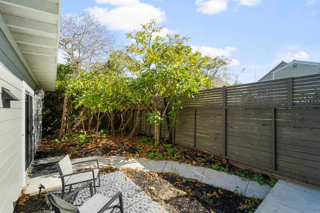 a close up view of a washer and dryer