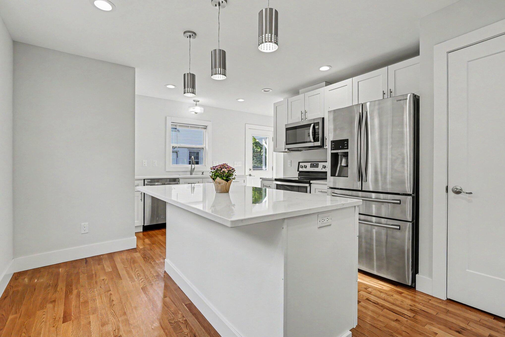 530 Montezuma Road Benton Harbor, MI 49022 - Photo 5 of 21 file_8730