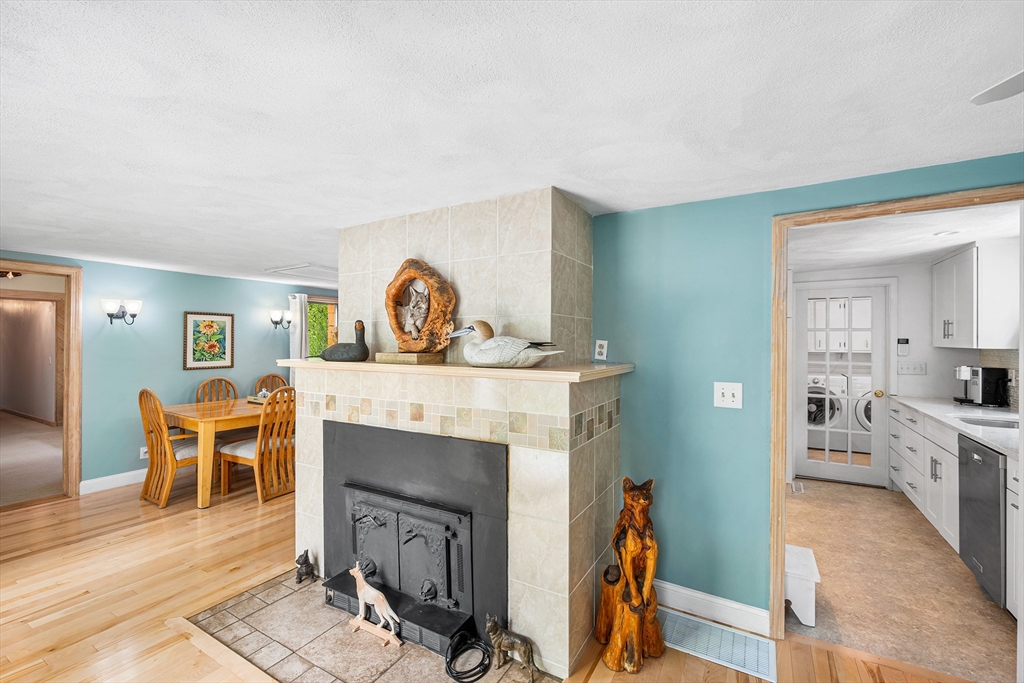 185 Randall Road Stow, MA 01775 - Photo 6 of 28