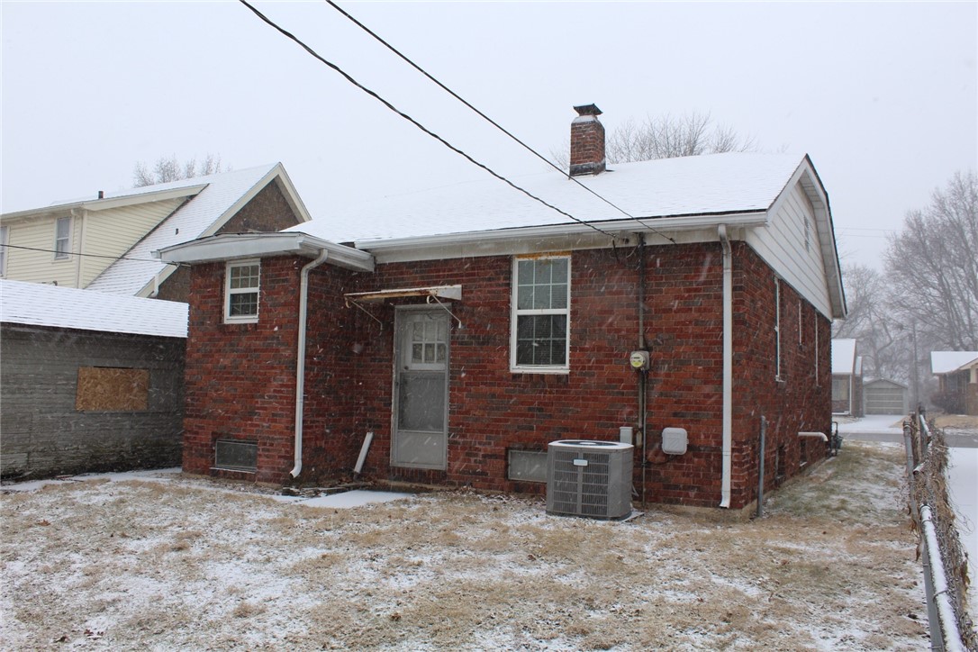 2212 North Main Street Decatur, IL 62526 - Photo 14 of 16