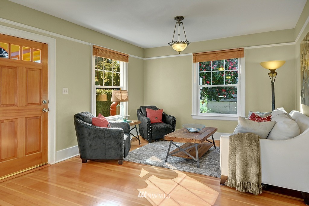 4103 Renton Avenue South Seattle, WA 98108 - Photo 4 of 18