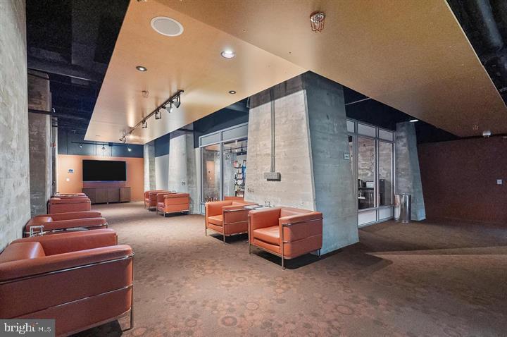1200 Steuart Street, Unit 1913 Baltimore, MD 21230 - Photo 51 of 57 Community amenities: Contemporary resident lounge.