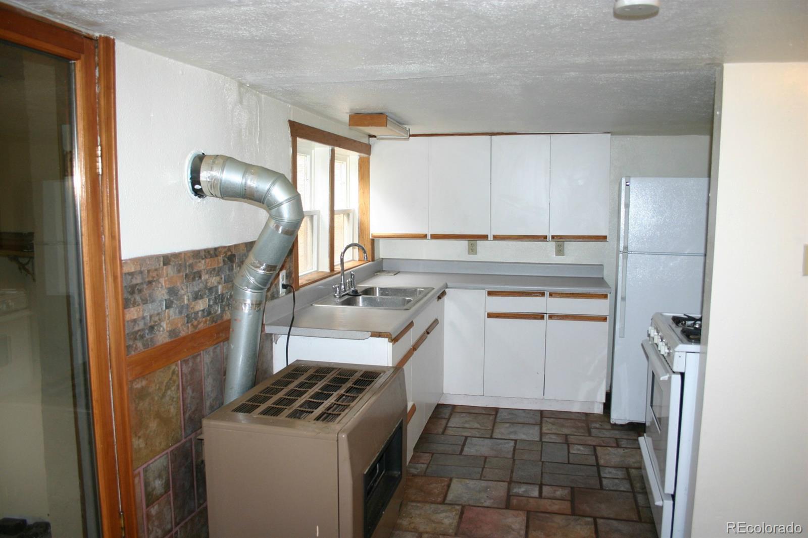 1833 Hidden Valley Road Sedalia, CO 80135 - Photo 21 of 35