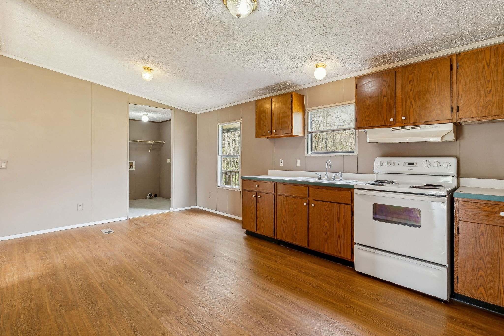 285 Eugene Reed Road Woodbury, TN 37190 - Photo 8 of 24 Gallery Image 8