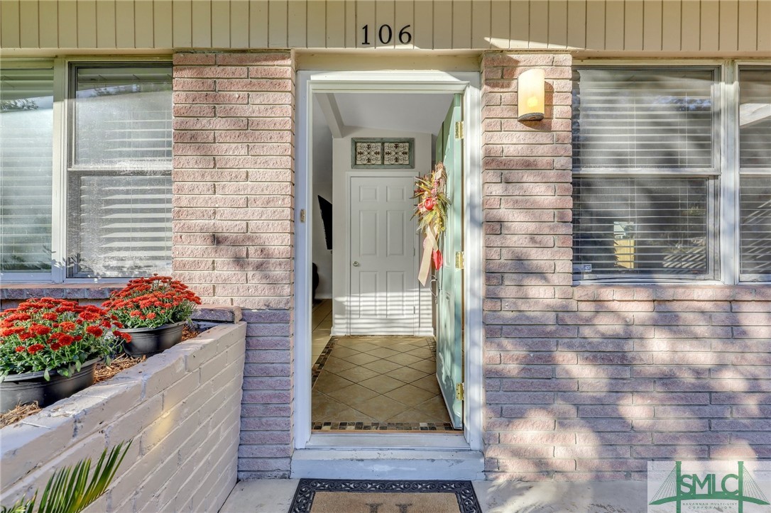 106 Windsor Road Savannah, GA 31419 - Photo 4 of 38