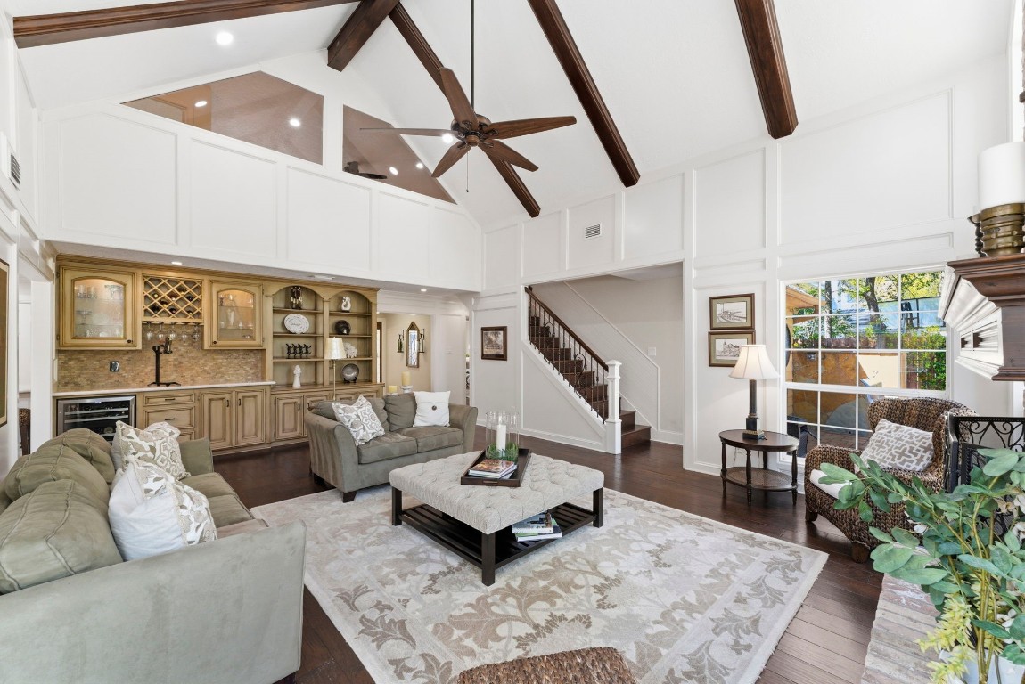 20 Falling Star Road The Woodlands, TX 77381 - Photo 11 of 44