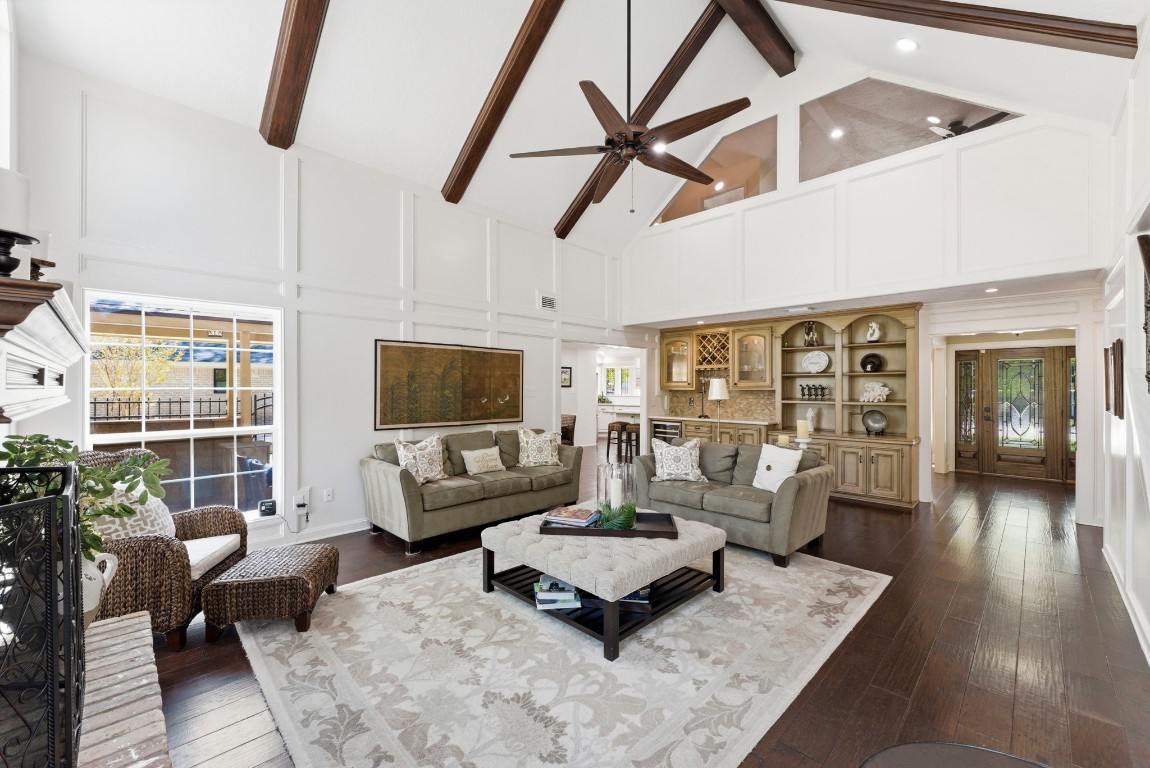20 Falling Star Road The Woodlands, TX 77381 - Photo 12 of 44