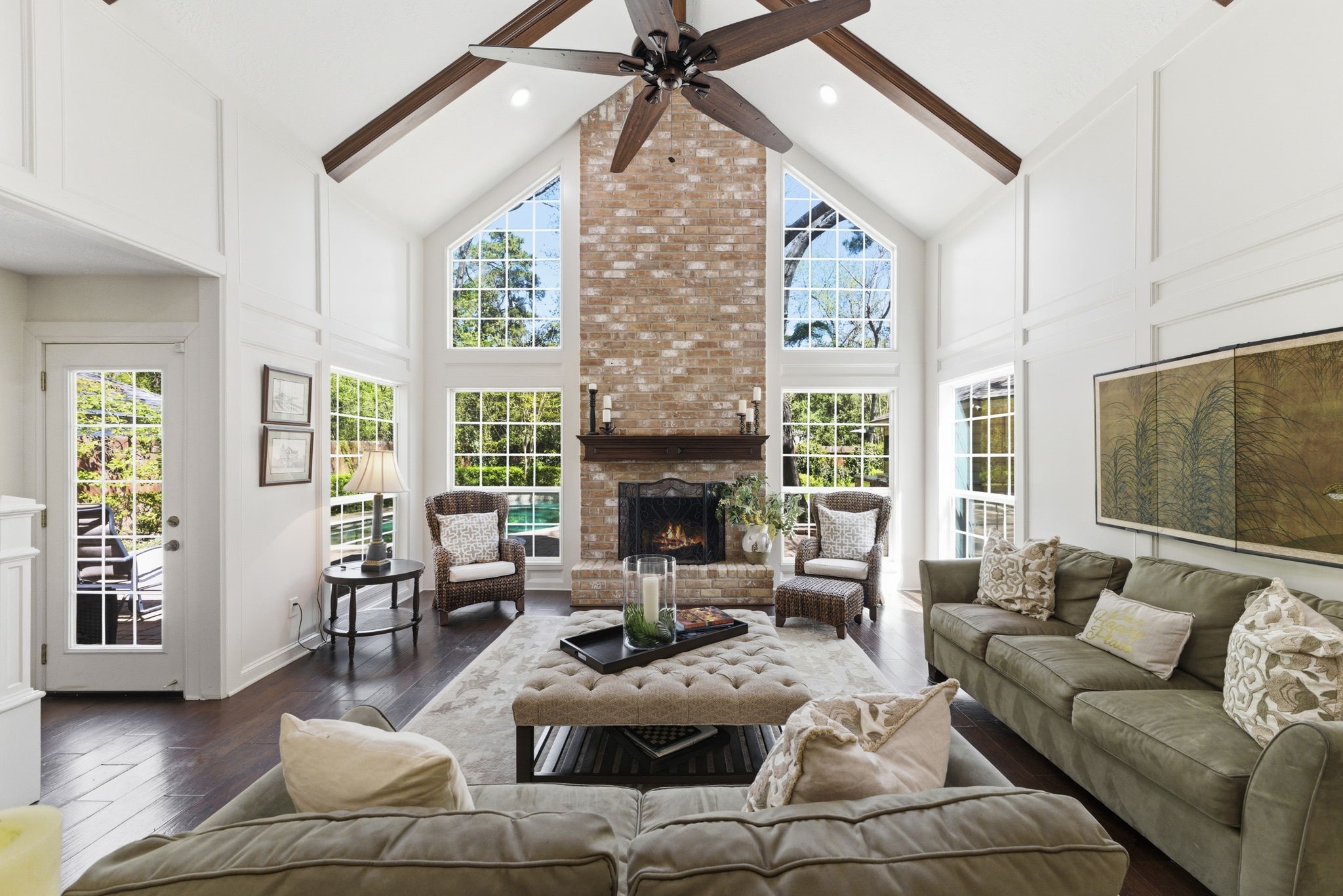 20 Falling Star Road The Woodlands, TX 77381 - Photo 9 of 44