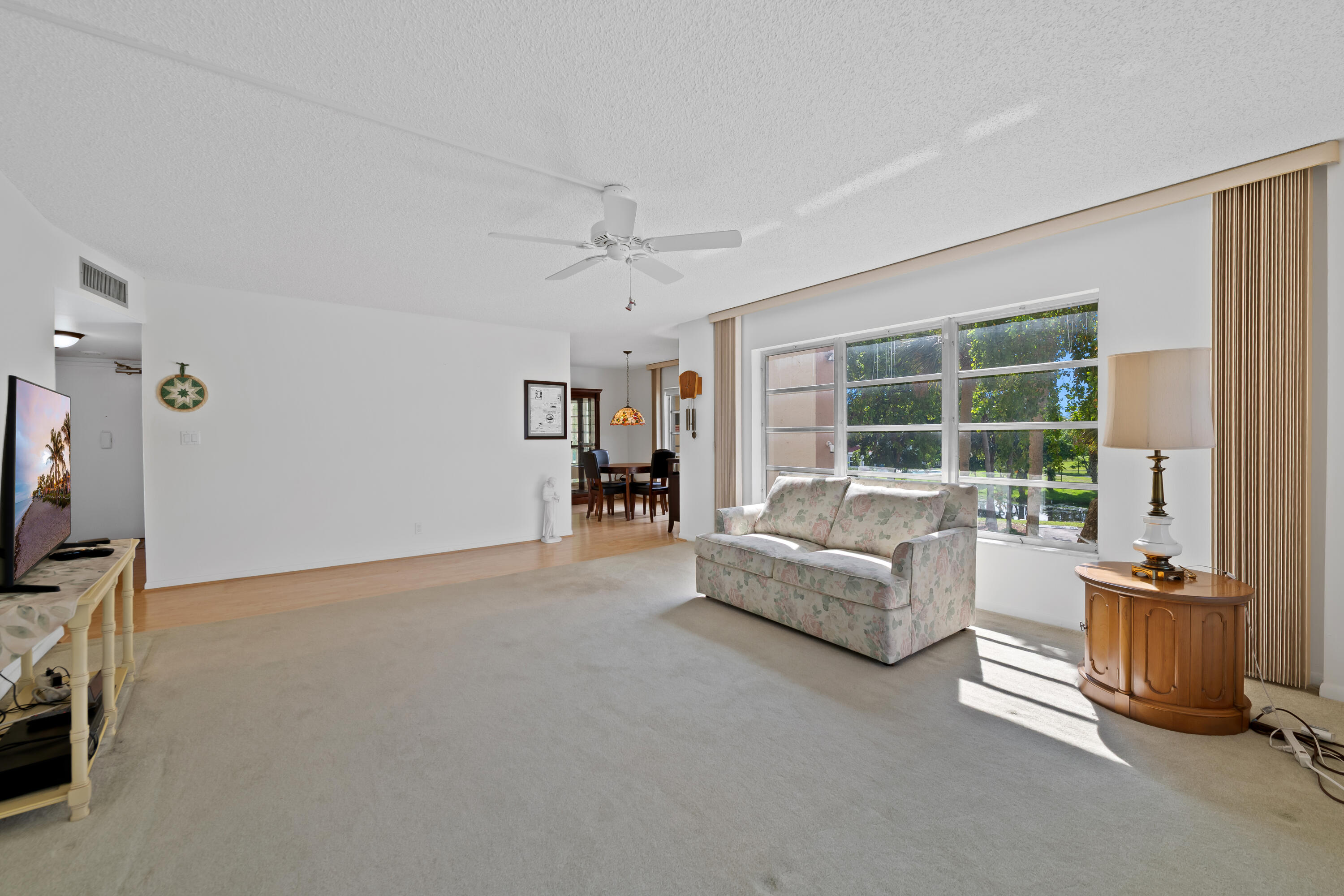 10777 West Sample Road, Unit 207 Coral Springs, FL 33065 - Photo 9 of 36 DSC_8019