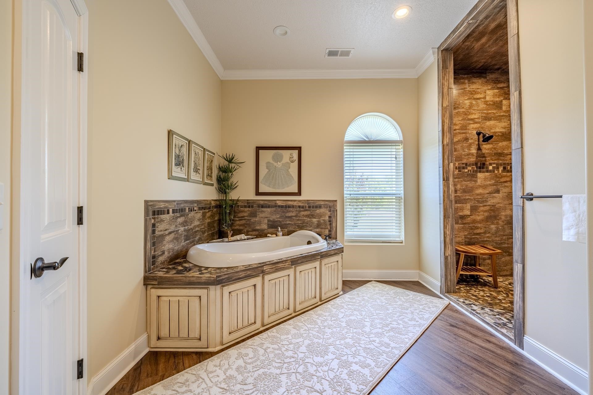 875 Faith Lane Savannah, TN 38372 - Photo 15 of 40 a bathroom with a sink and a mirror