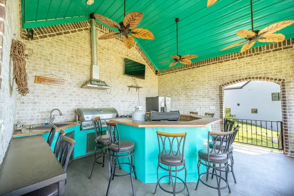 $999,000 | 875 Faith Lane, Savannah, TN 38372