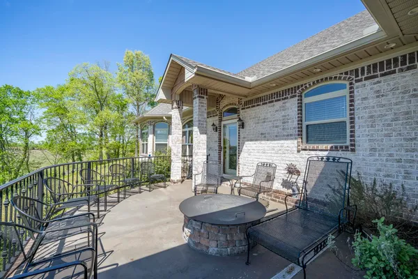 $999,000 | 875 Faith Lane, Savannah, TN 38372