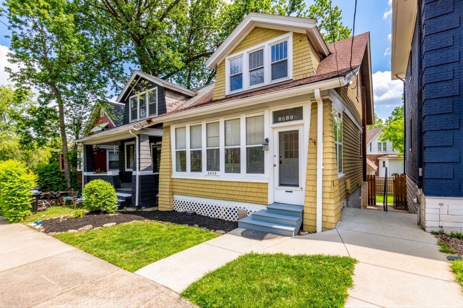 3454 Ruther Avenue Cincinnati, OH 45220 - Photo 2 of 41