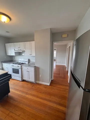 $2,400 | 17 6th Street, Unit 2, Providence, RI 02906