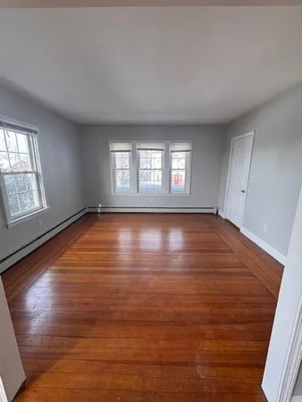 $2,300 | 17 6th Street, Unit 2, Providence, RI 02906