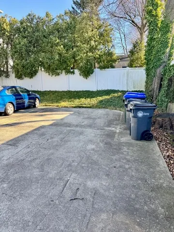 $2,400 | 17 6th Street, Unit 2, Providence, RI 02906