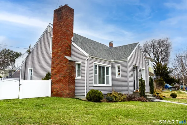 $499,990 | 15 Henry Avenue, Stratford, CT 06614