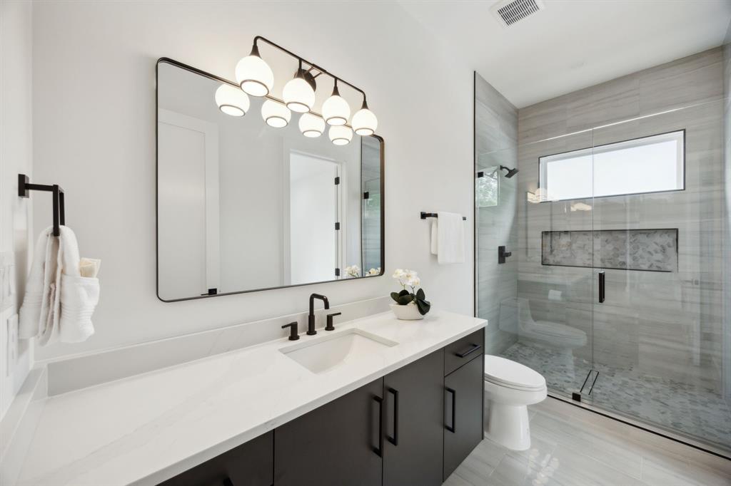 3815 Hawick Lane Dallas, TX 75220 - Photo 28 of 39