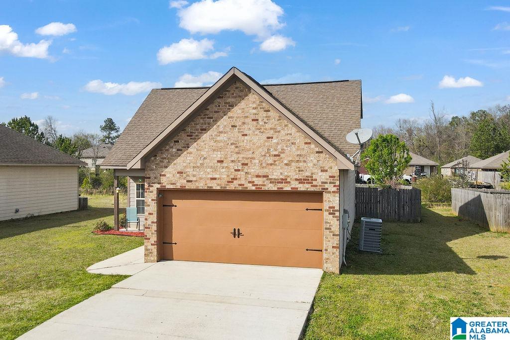 316 Maggie Way Calera, AL 35040 - Photo 4 of 37