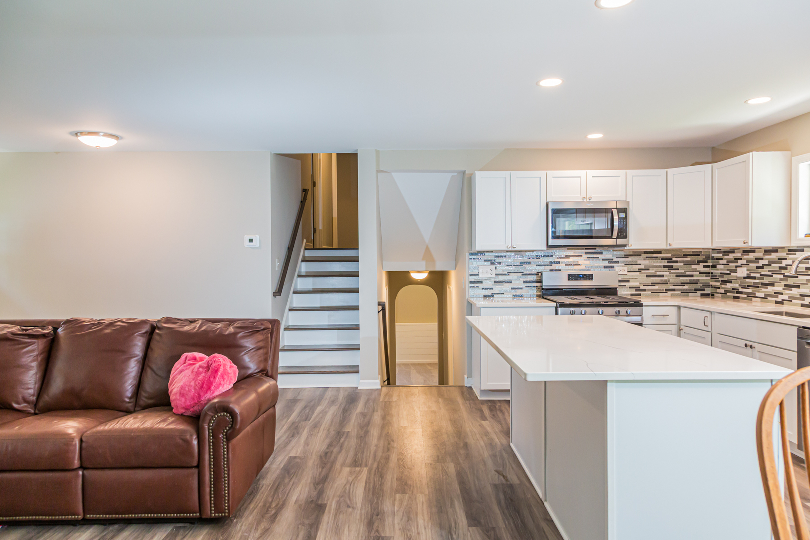4N211 Avard Road West Chicago, IL 60185 - Photo 5 of 16