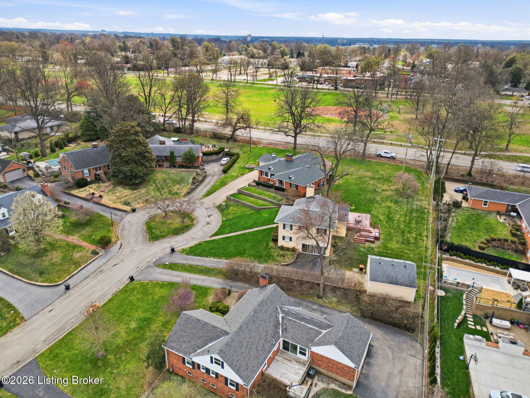 608 Cloverlea Road Louisville, KY 40206 - Photo 62 of 65 photo_online_078