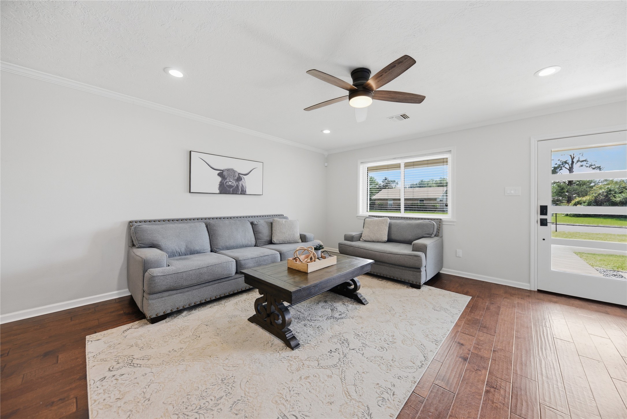 207 Briar Ridge Drive Bellville, TX 77418 - Photo 10 of 36 a living room with furniture and window