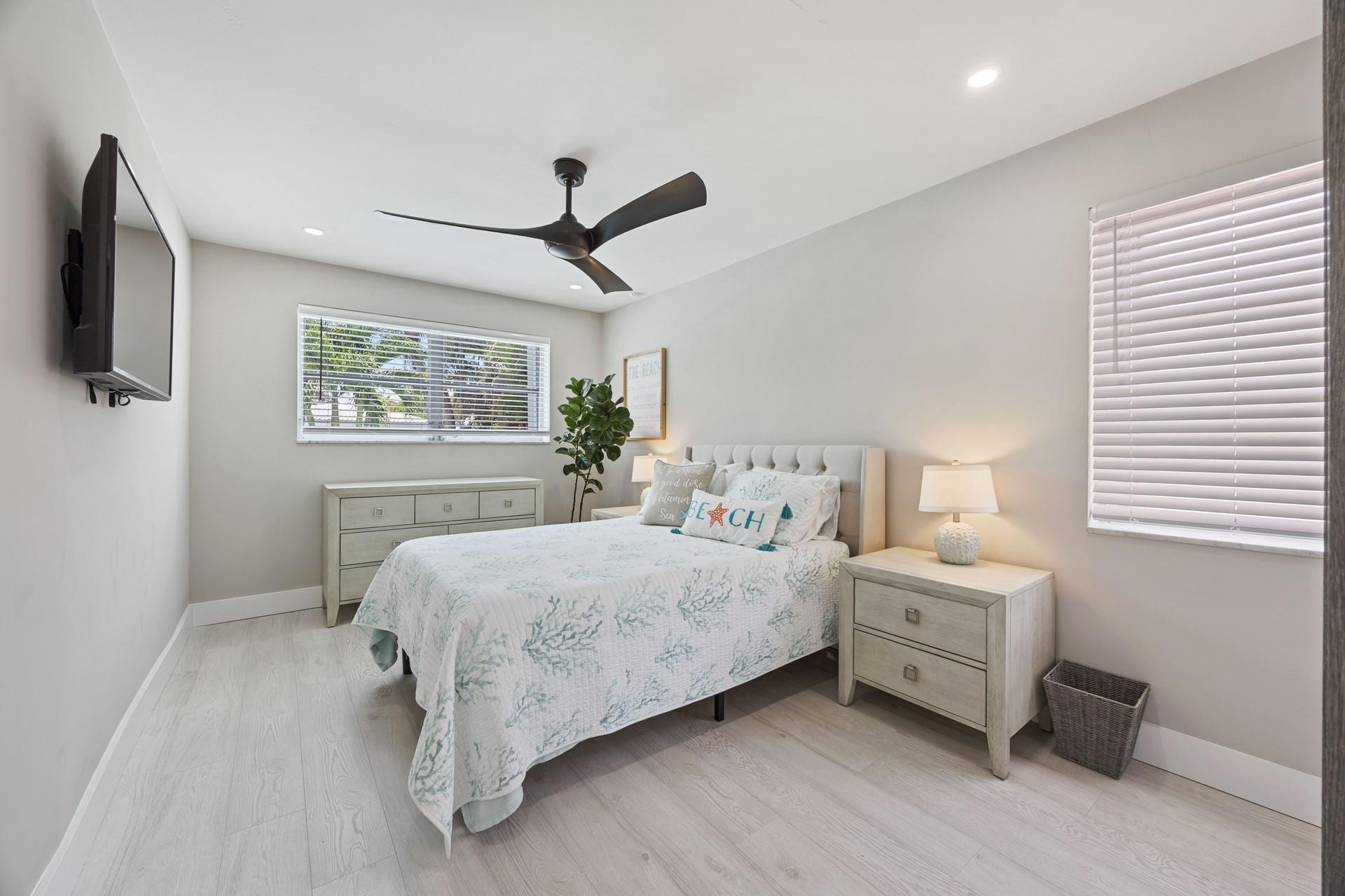 682 West Camino Real Boca Raton, FL 33486 - Photo 11 of 16 Photo 11