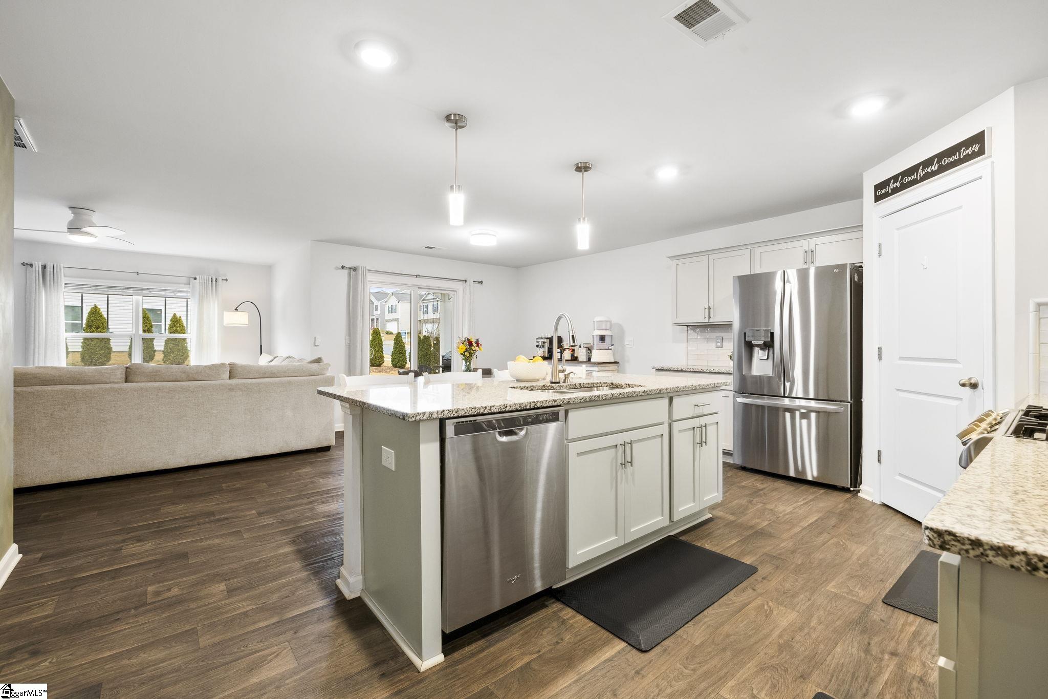 315 Ashwood Lane Easley, SC 29640 - Photo 3 of 29