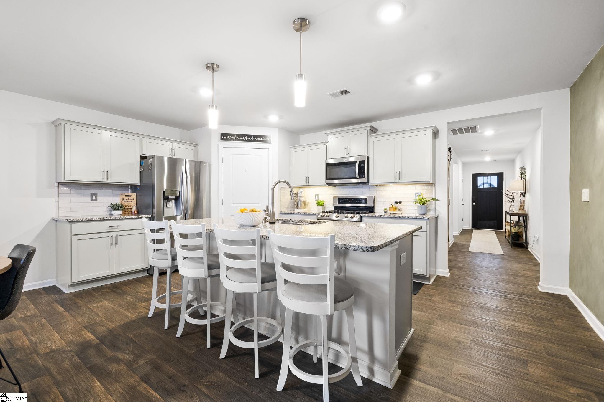 315 Ashwood Lane Easley, SC 29640 - Photo 4 of 29