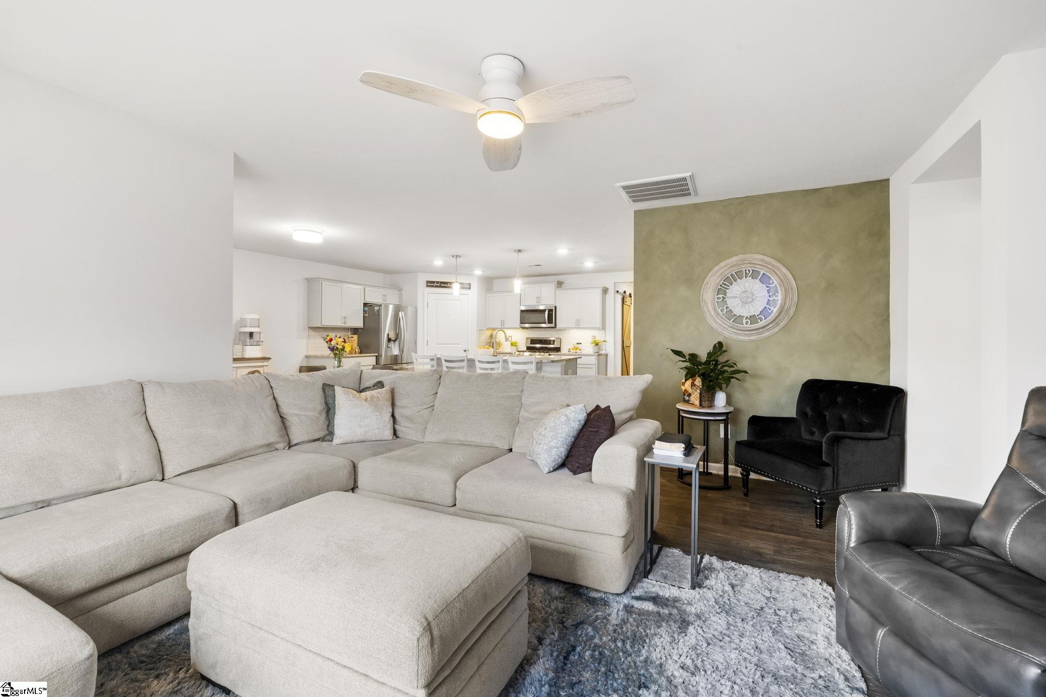 315 Ashwood Lane Easley, SC 29640 - Photo 9 of 29