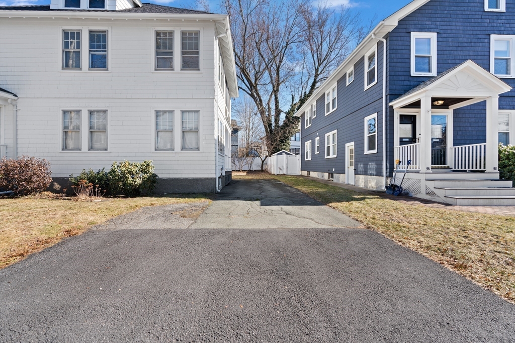 52-54 Rangeley Road Newton, MA 02465 - Photo 4 of 36 Gallery Image 4