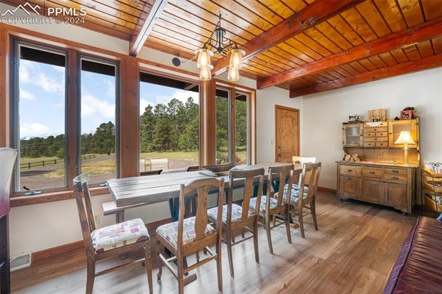 Expansive Dining Room