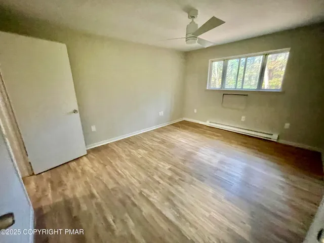 $2,250 | 218 Sellersville Drive, East Stroudsburg, PA 18302