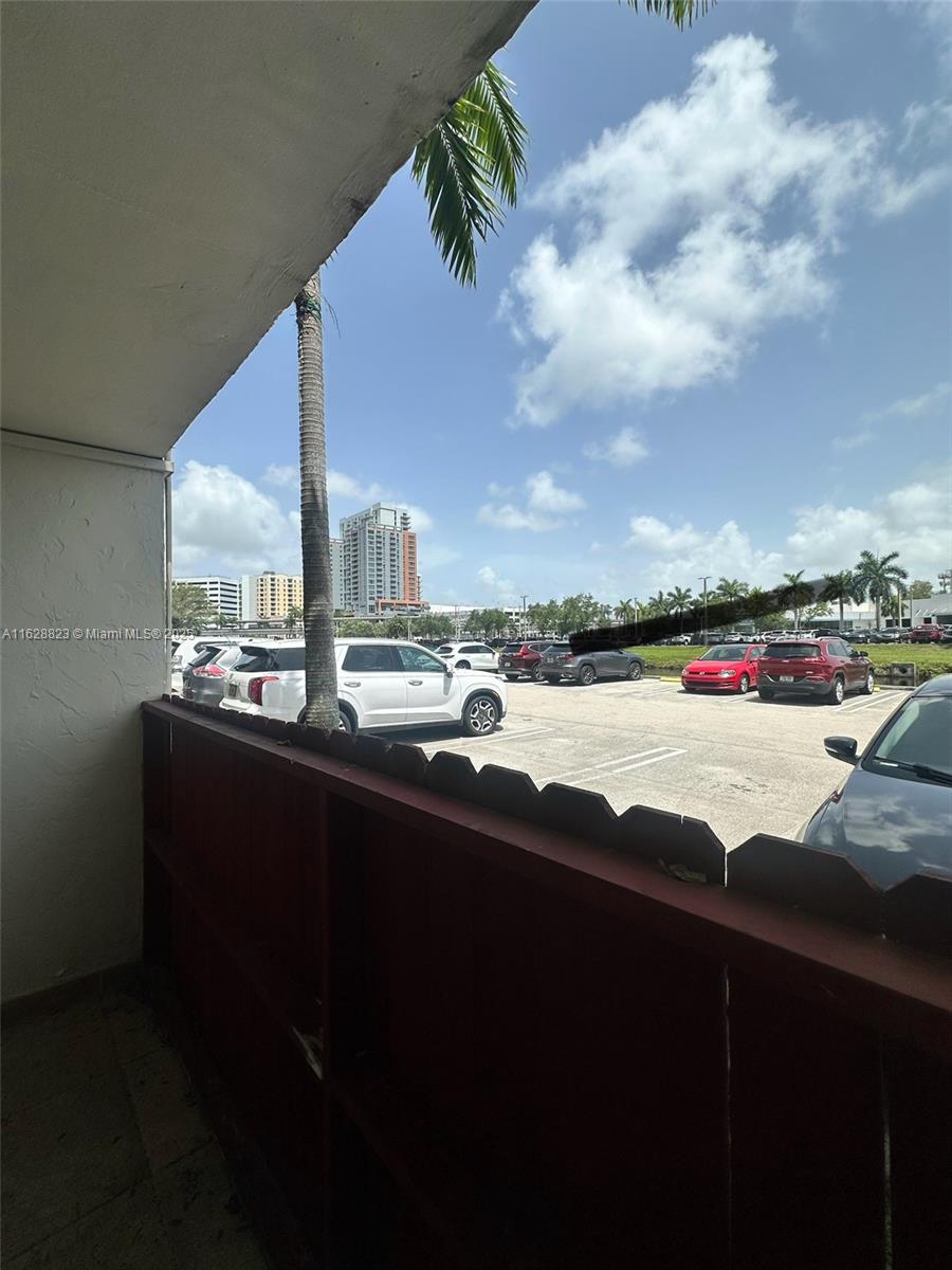8600 Southwest 67th Avenue, Unit 908 Pinecrest, FL 33156 - Photo 8 of 25 a view of city