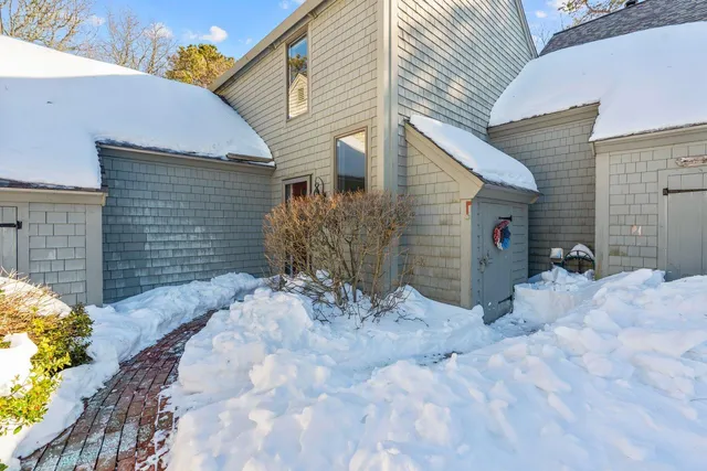 $529,000 | 22 Mid-Iron Way, Unit 7511, Mashpee, MA 02649